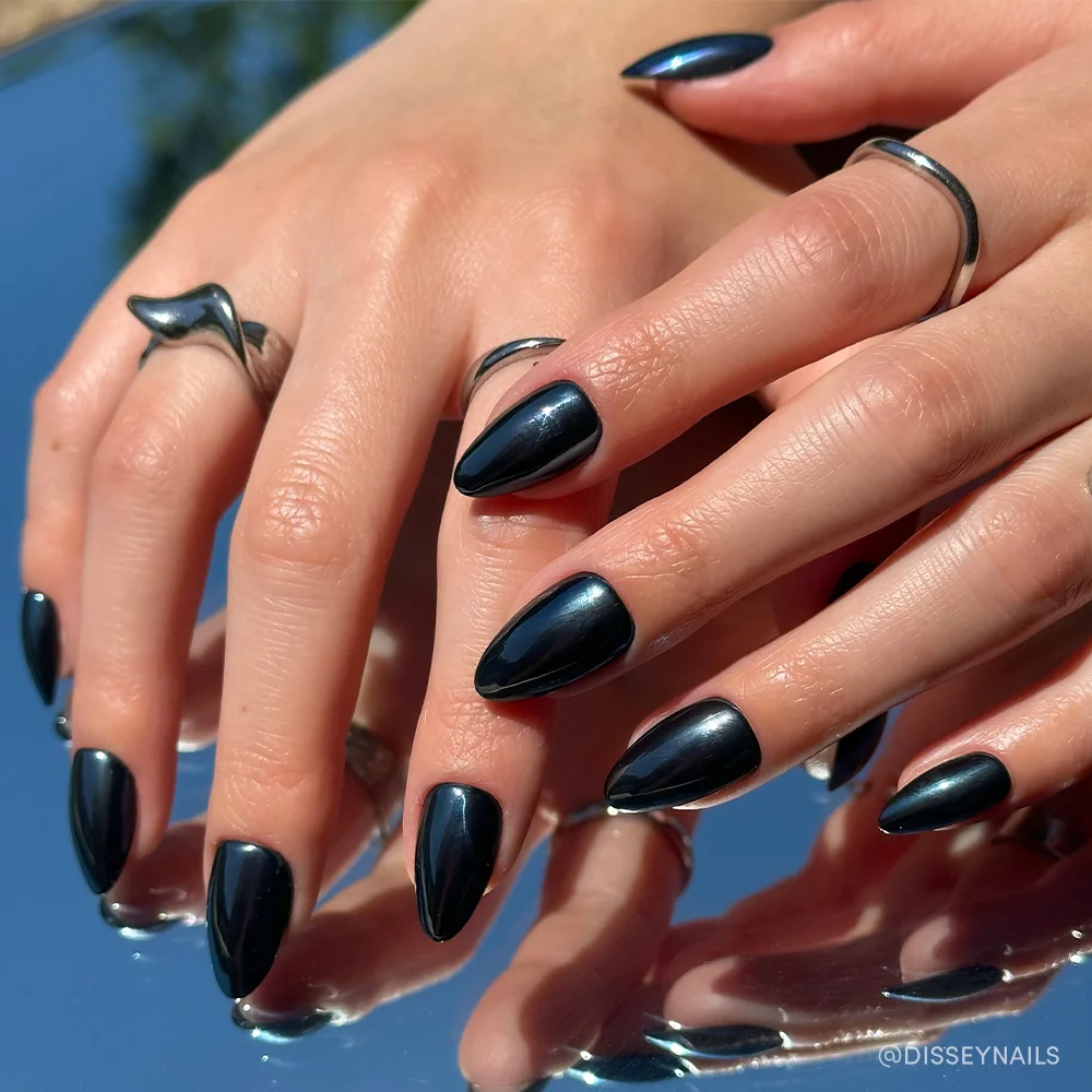 Black Metal - Image 8