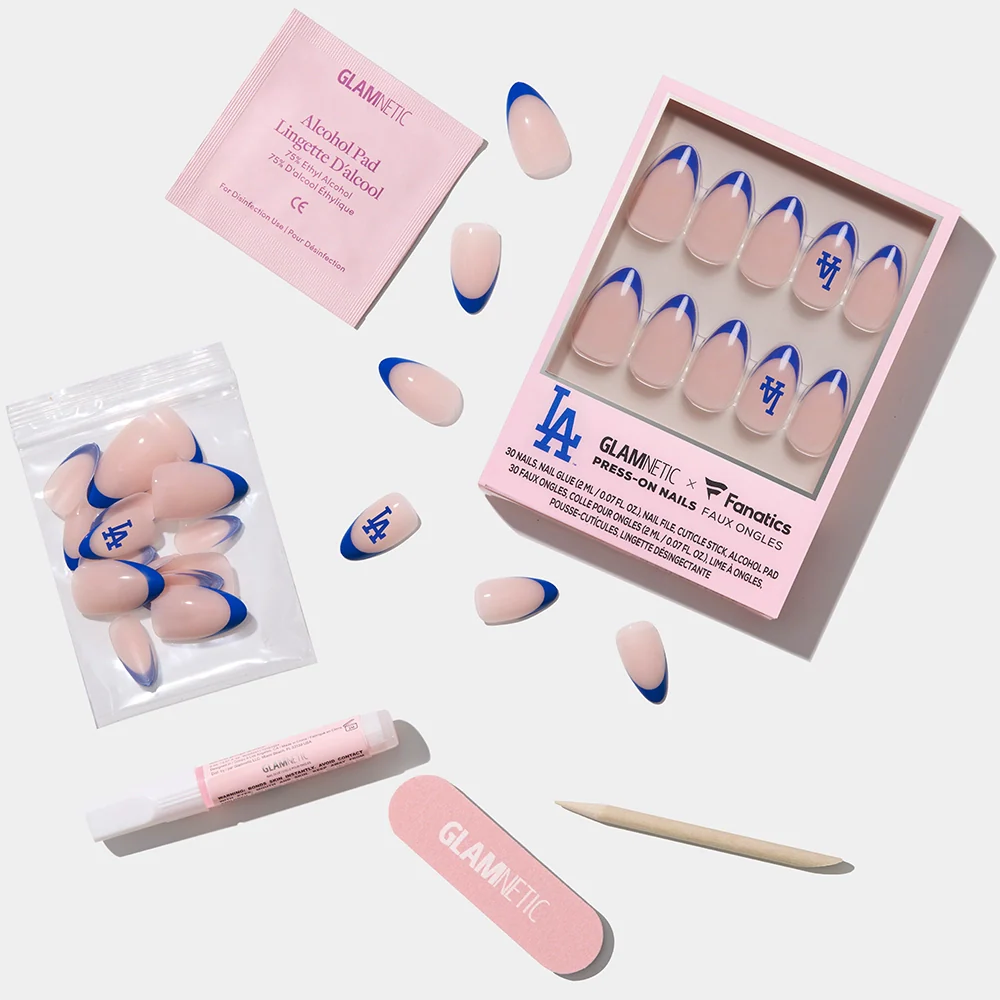 Los Angeles Dodgers Press-On Nail Set - Image 4