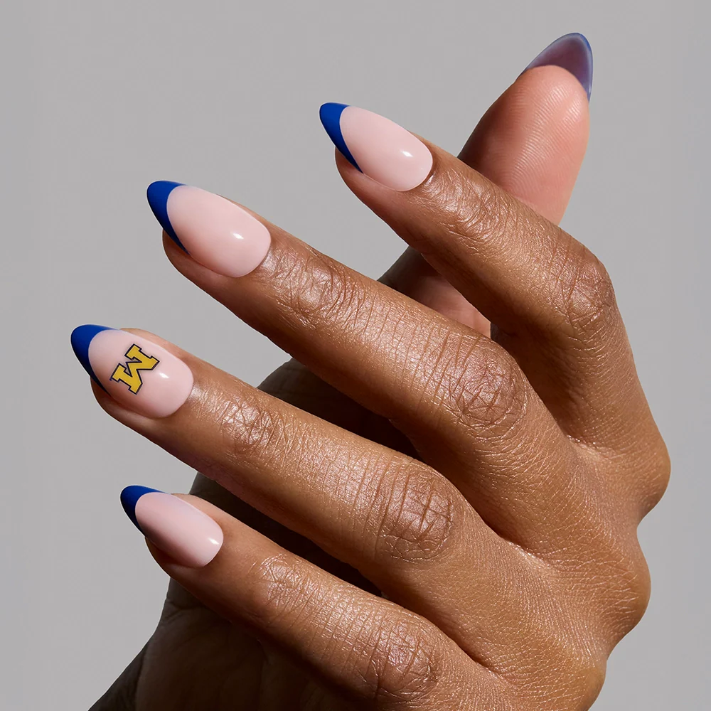Michigan Wolverines Press-On Nail Set - Image 3