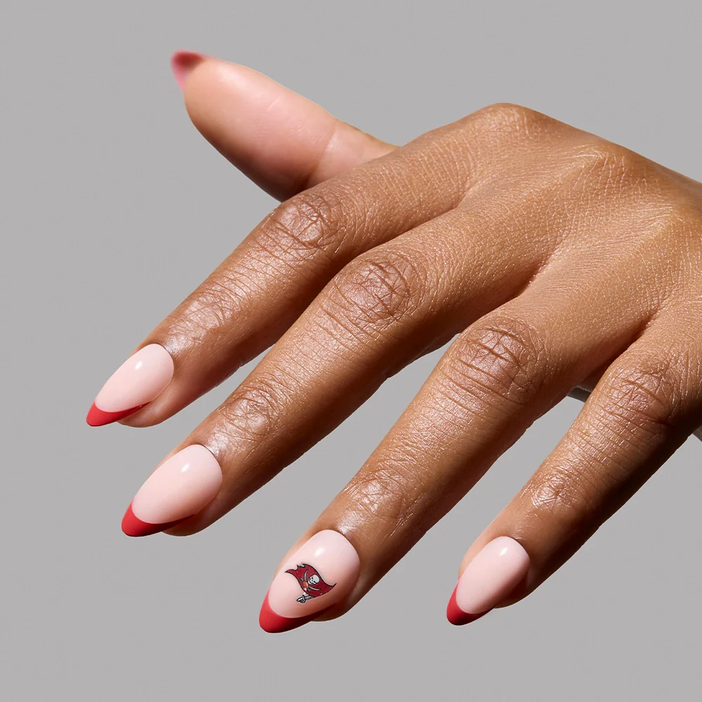 Tampa Bay Buccaneers Press-On Nail Set - Image 3